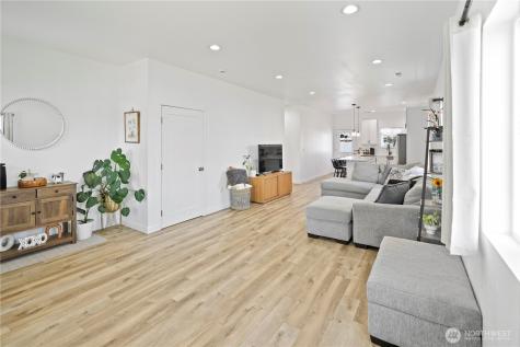 1004 W Virginia Moses Lake WA 98837