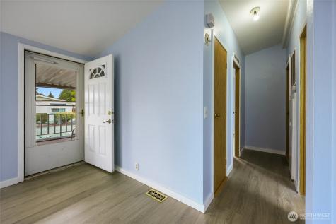 1706 73rd Street E Tacoma WA 98404