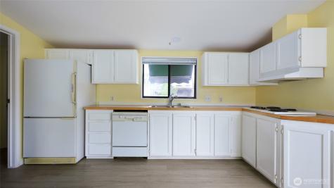 1706 73rd Street E Tacoma WA 98404