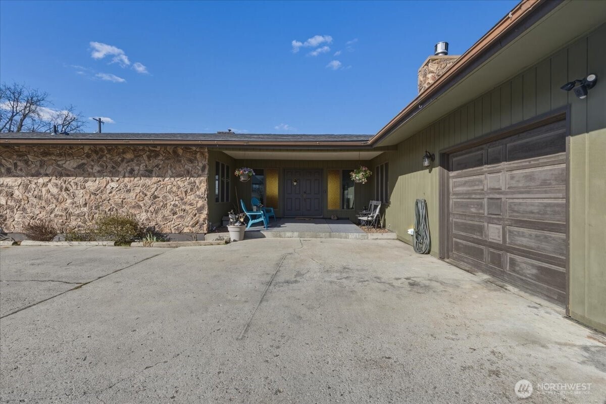 313 SE Trinity Avenue Wilbur WA 99185