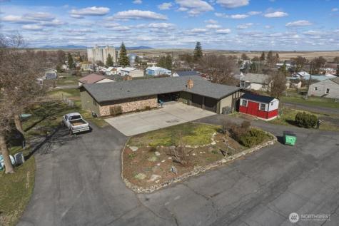 313 SE Trinity Avenue Wilbur WA 99185