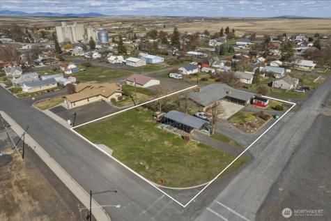 313 SE Trinity Avenue Wilbur WA 99185