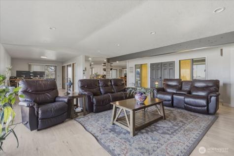 313 SE Trinity Avenue Wilbur WA 99185
