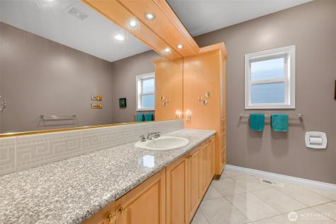 3145 Sunset Way Bellingham WA 98226