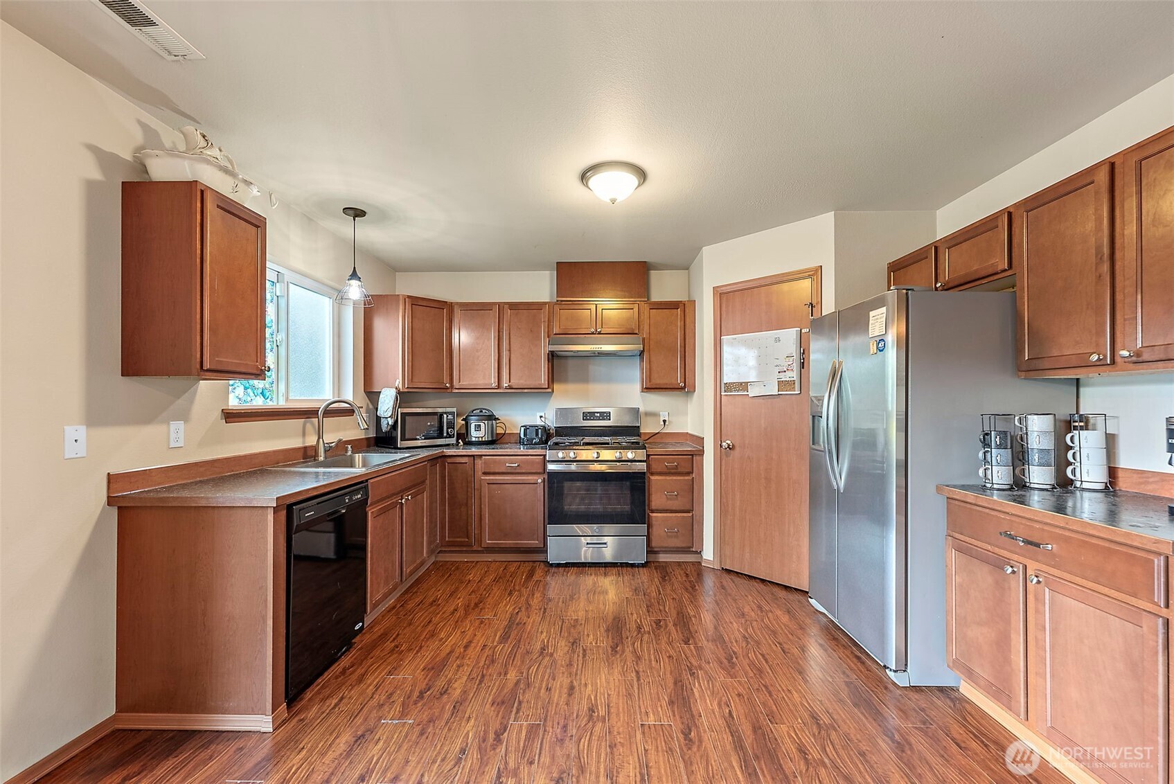 8409 356th St S Roy WA 98580