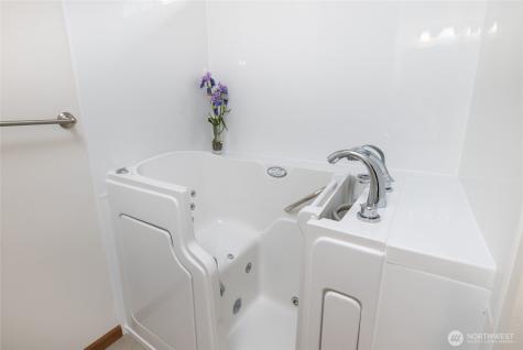 139 S 47th Street Mount Vernon WA 98274