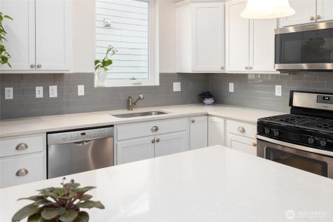 139 S 47th Street Mount Vernon WA 98274