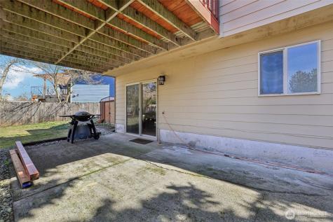 11208 234th Place Kent WA 98031
