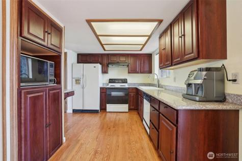 11208 234th Place Kent WA 98031