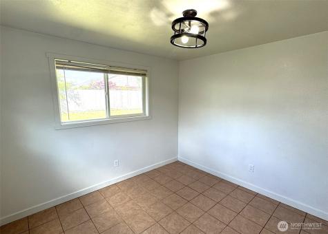 913 G Street Westport WA 98595