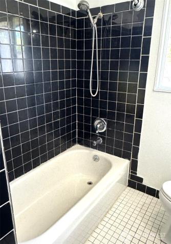 913 G Street Westport WA 98595