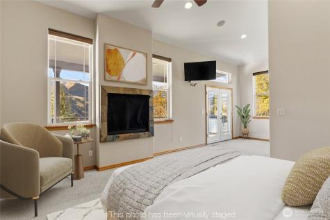 972 Highline Drive East Wenatchee WA 98802