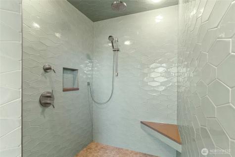 972 Highline Drive East Wenatchee WA 98802