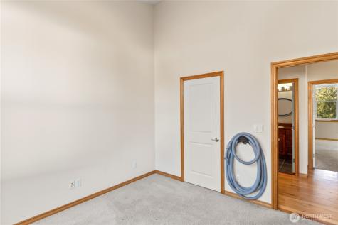 972 Highline Drive East Wenatchee WA 98802