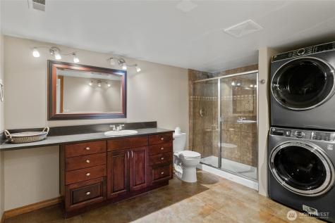 972 Highline Drive East Wenatchee WA 98802