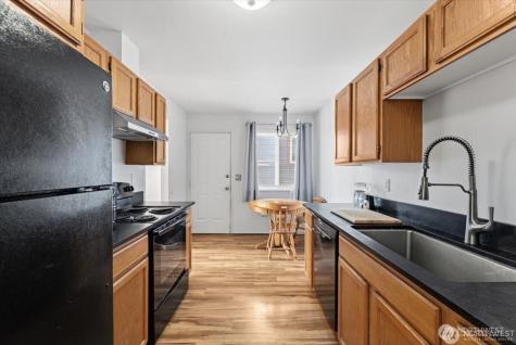 380 N Shore Court Manson WA 98831