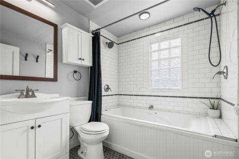 8053 16th Avenue NW Seattle WA 98117