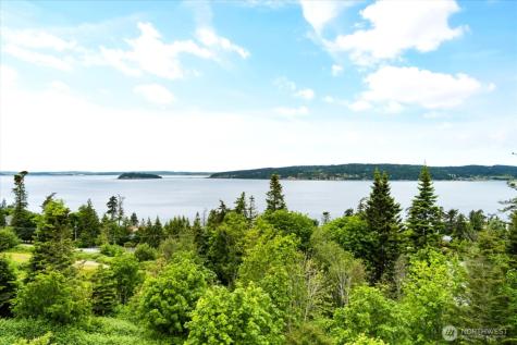 366 Samanthia Lane Camano Island WA 98282