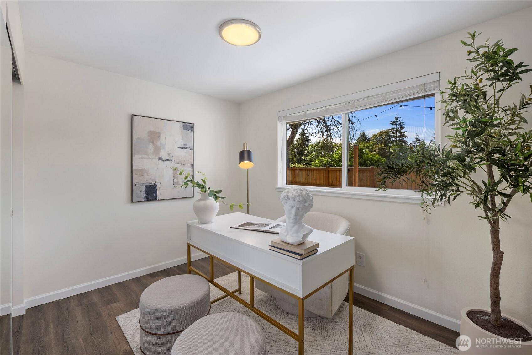 2147 NE 12th Street Renton WA 98056