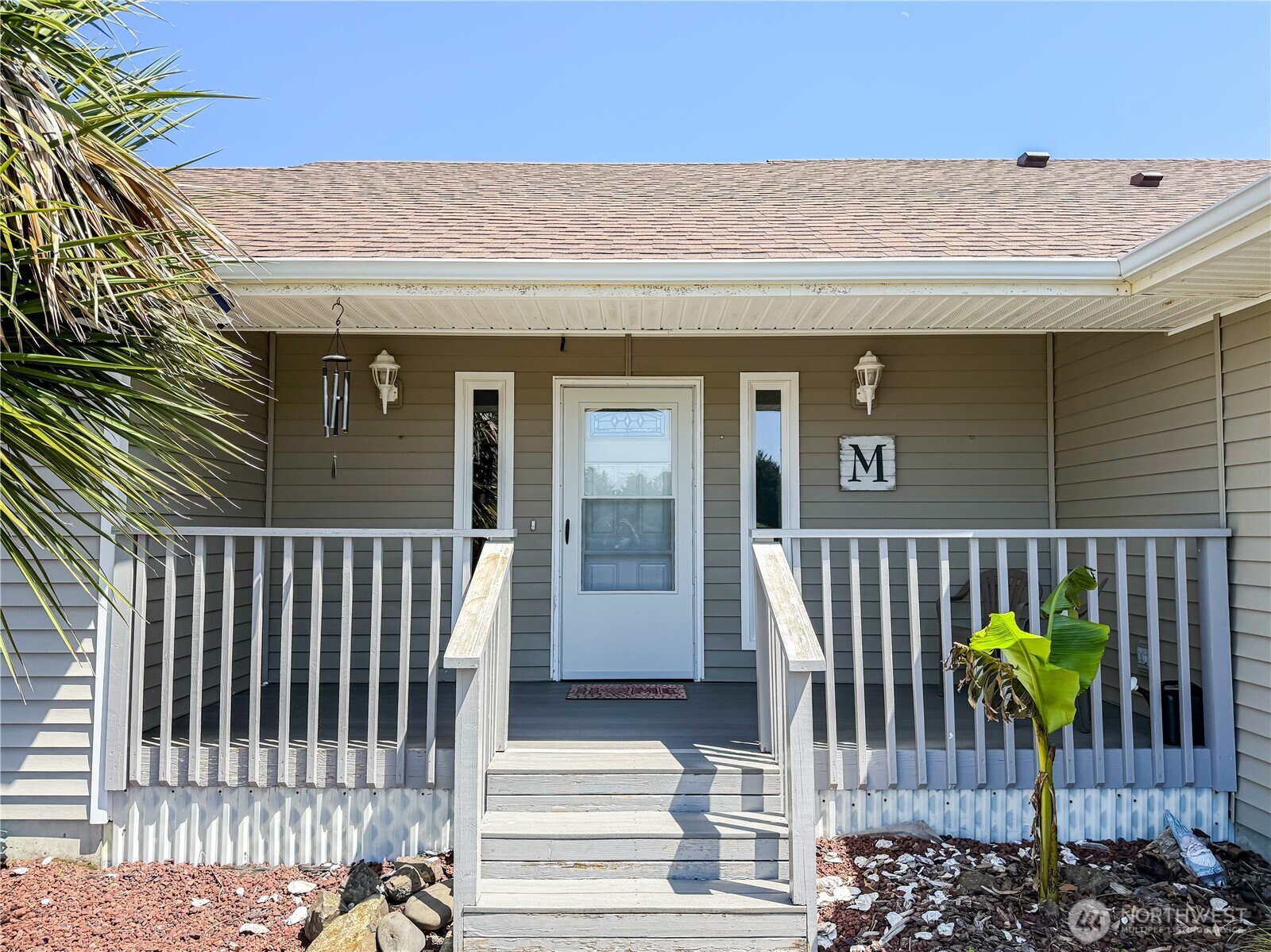 526 Canal Drive NE Ocean Shores WA 98569