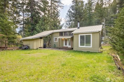 123 Butter Creek Lane Packwood WA 98361