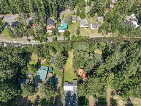 123 Butter Creek Lane Packwood WA 98361