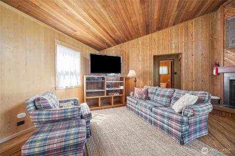 123 Butter Creek Lane Packwood WA 98361