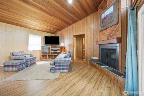123 Butter Creek Lane Packwood WA 98361
