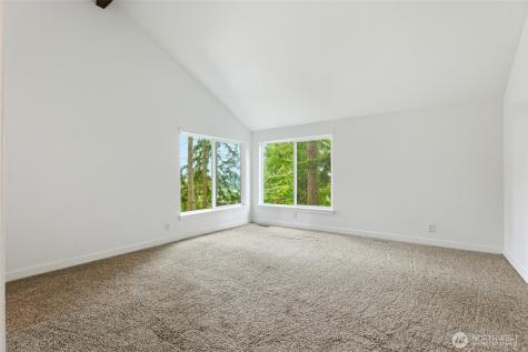 10917 48th Street E Puyallup WA 98372