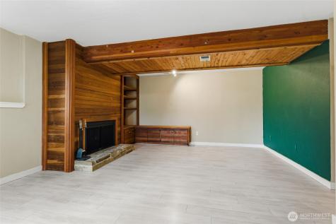 10917 48th Street E Puyallup WA 98372