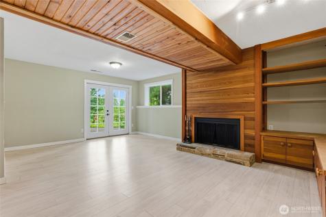 10917 48th Street E Puyallup WA 98372