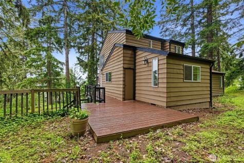 10917 48th Street E Puyallup WA 98372