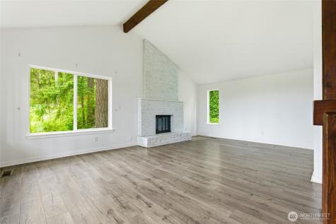 10917 48th Street E Puyallup WA 98372