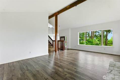 10917 48th Street E Puyallup WA 98372