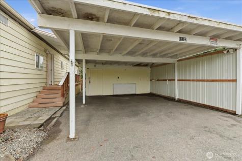 12322 122nd Avenue Court E Puyallup WA 98374