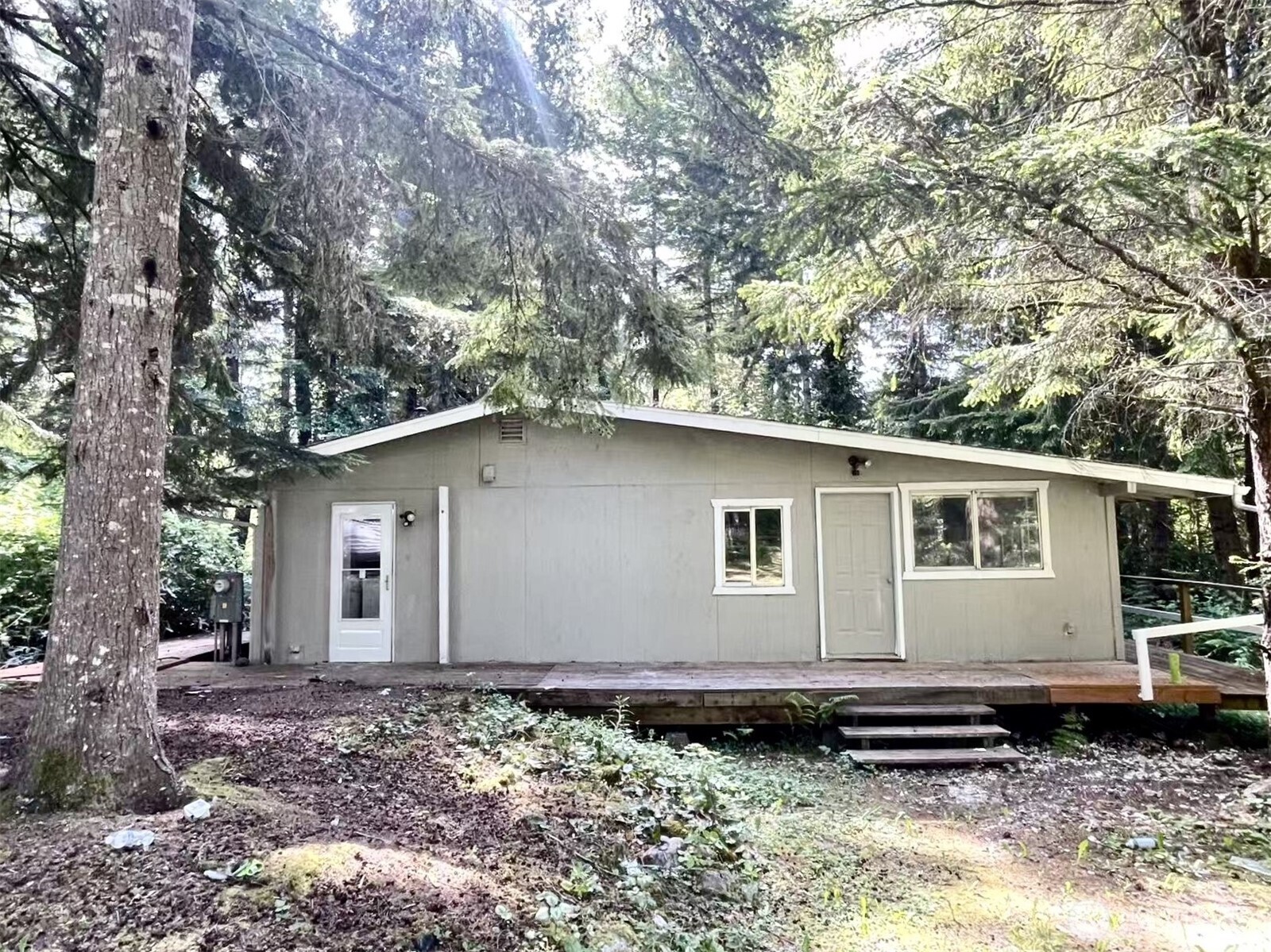 20 E Firwood Heights Lane Belfair WA 98528