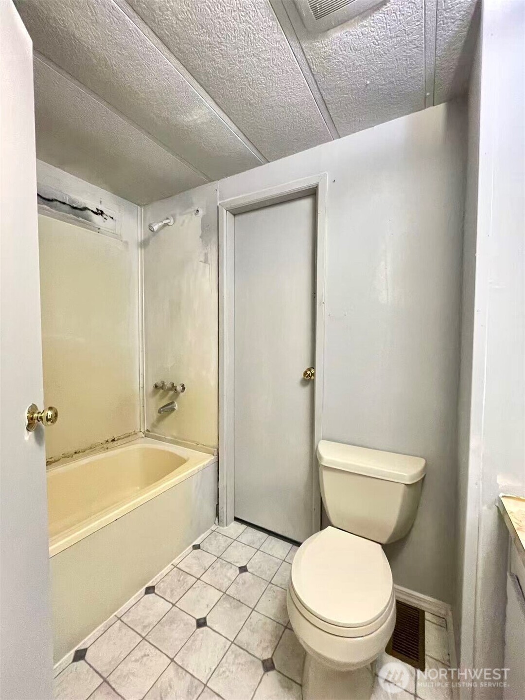 20 E Firwood Heights Lane Belfair WA 98528