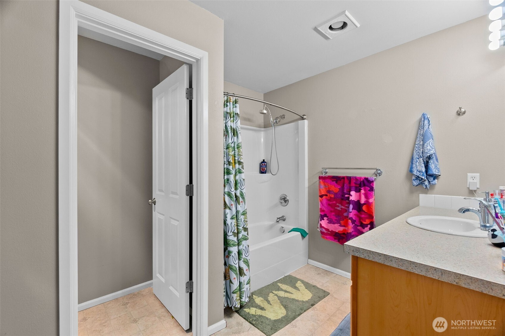 5823 Pennsylvania Street SE Lacey WA 98513