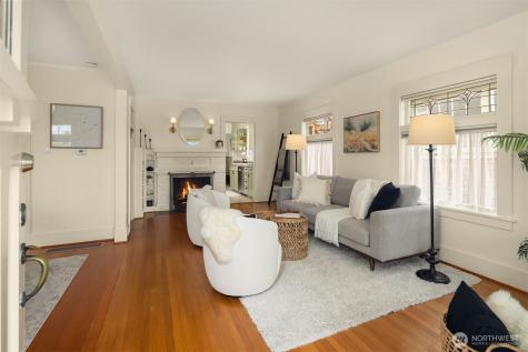 3505 Burke Avenue N Seattle WA 98103