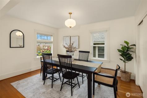 3505 Burke Avenue N Seattle WA 98103