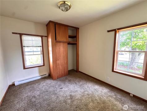 2227 Washington Street Shelton WA 98584