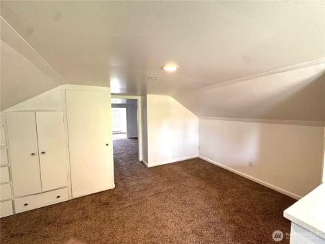 2227 Washington Street Shelton WA 98584