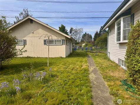 2227 Washington Street Shelton WA 98584