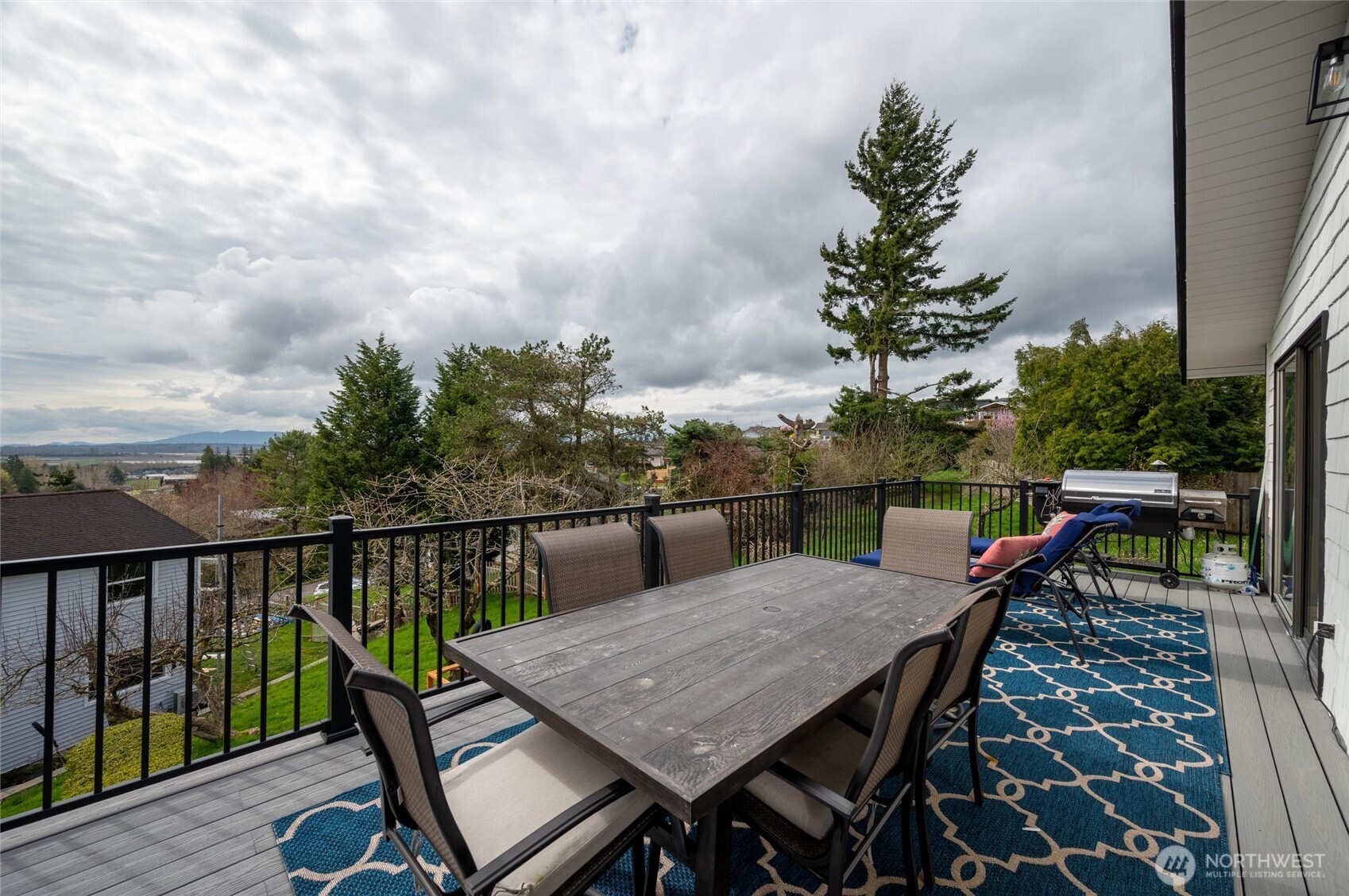 2433 Crestline Street Ferndale WA 98248