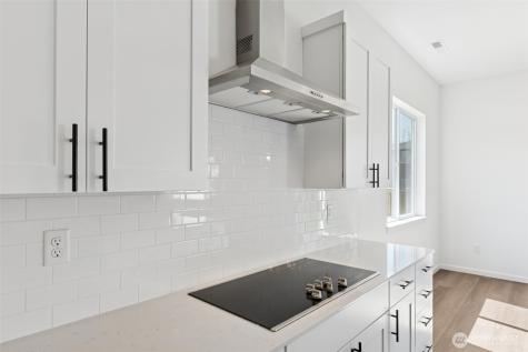 229 N 55th Street Mount Vernon WA 98273