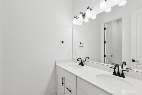 229 N 55th Street Mount Vernon WA 98273