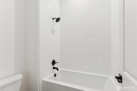 229 N 55th Street Mount Vernon WA 98273