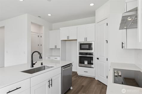 229 N 55th Street Mount Vernon WA 98273