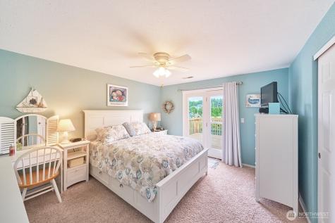 32208 G Street Ocean Park WA 98640