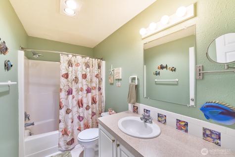 32208 G Street Ocean Park WA 98640